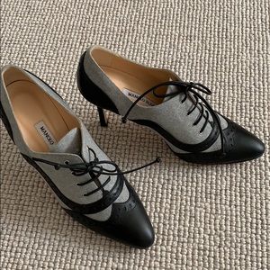 Manolo Blahnik pumps - NEW
